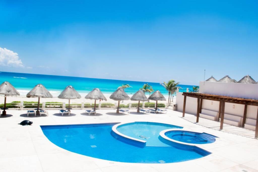 Villas Marlin 108, A Pie De Playa, Albercas, Jacuzi, Ubicacion Inmejorable Cancun Exterior photo
