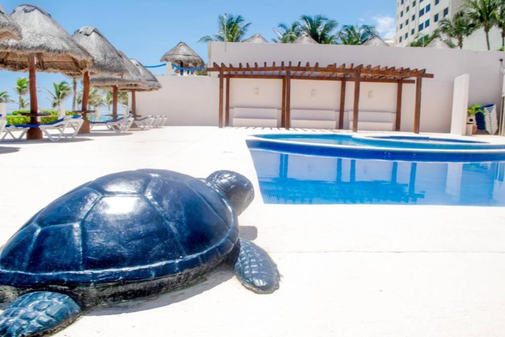 Villas Marlin 108, A Pie De Playa, Albercas, Jacuzi, Ubicacion Inmejorable Cancun Exterior photo